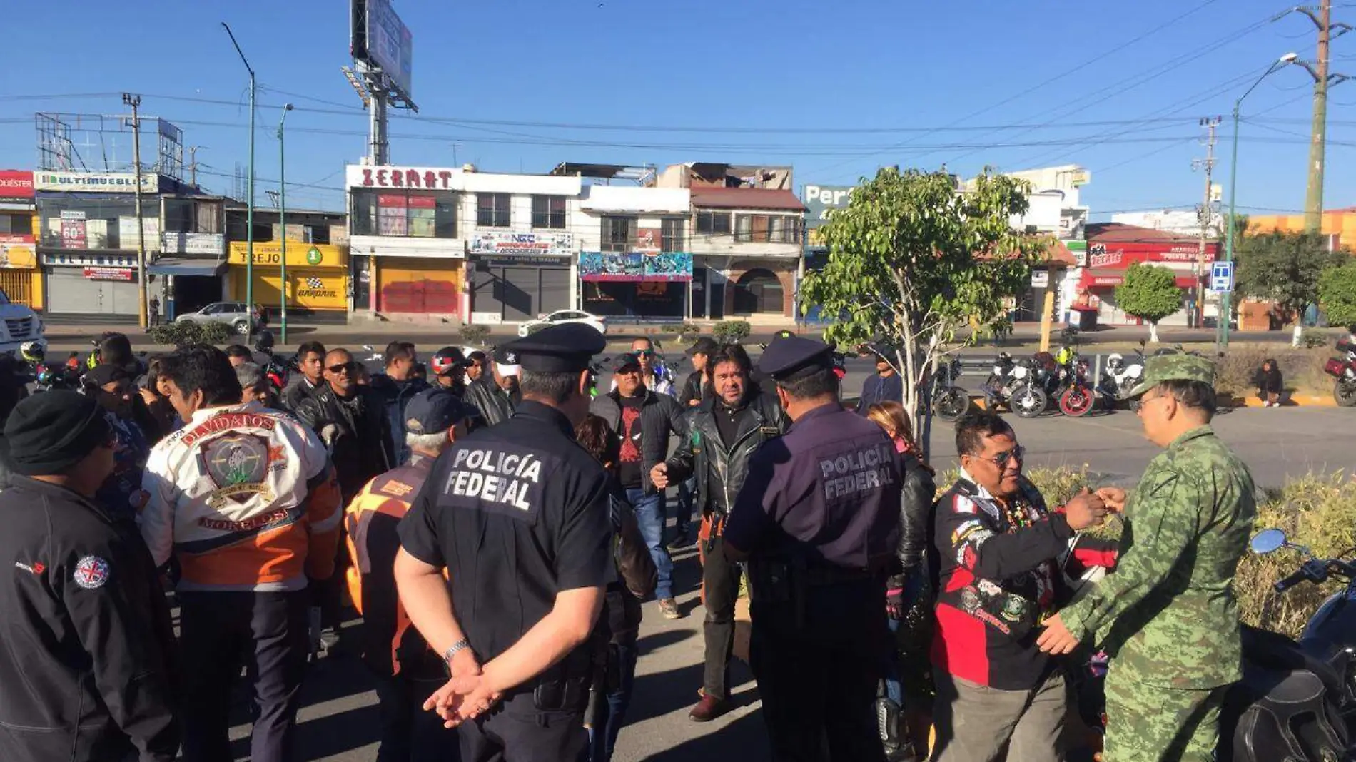 Motociclistas en Jiutepec (3)